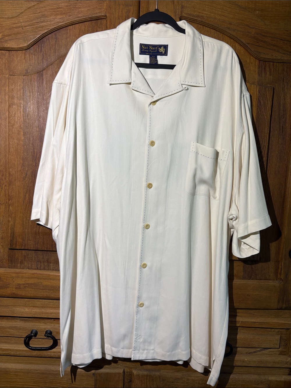 Nat Nast Silk “Paradise Found” Limited Edition. Cream Short sleeve button down.